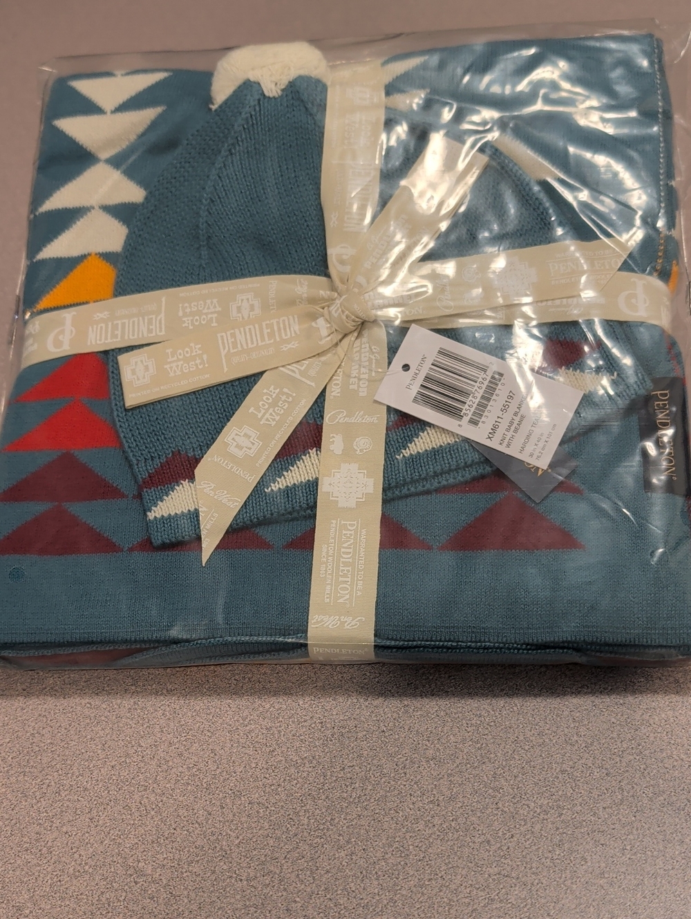 Pendleton Harding Knit Baby Blanket 30x40 & Beanie New with Tags